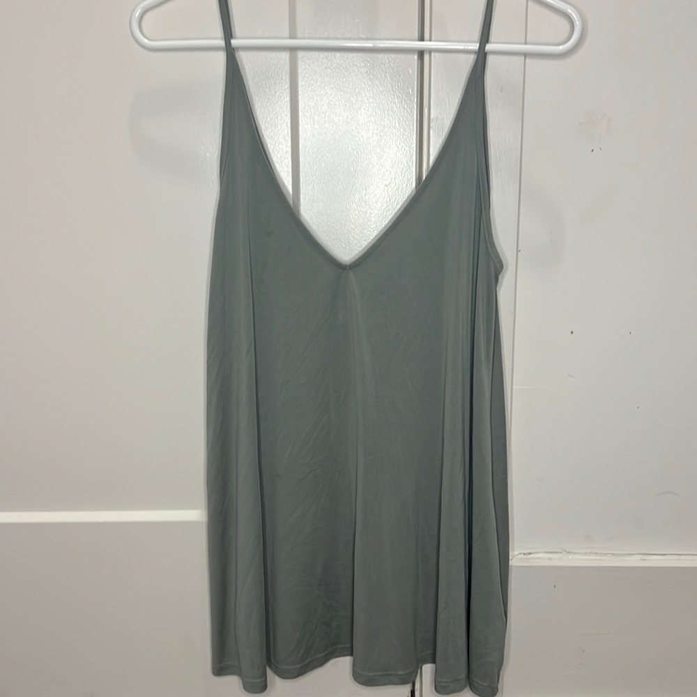 Silent Noise Flowy Tank | color : Greyish green | Size: XS